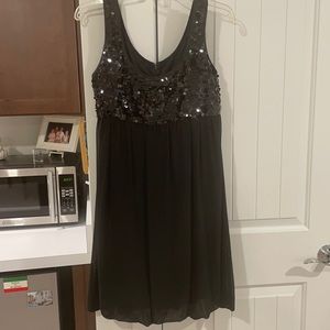 European dress size 38 is an 8! Black classy dress